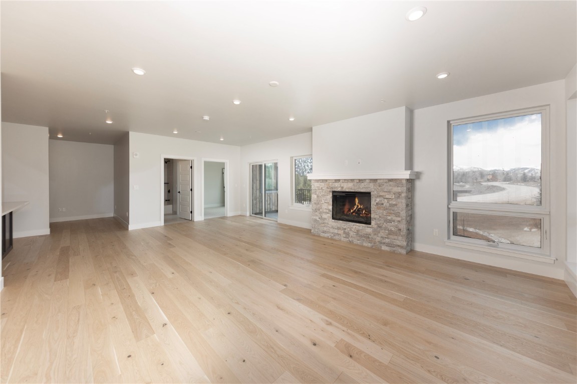 35 Argentine Court 105 Property Photo 3