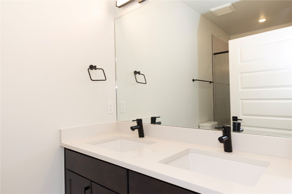 35 Argentine Court 105 Property Photo 26