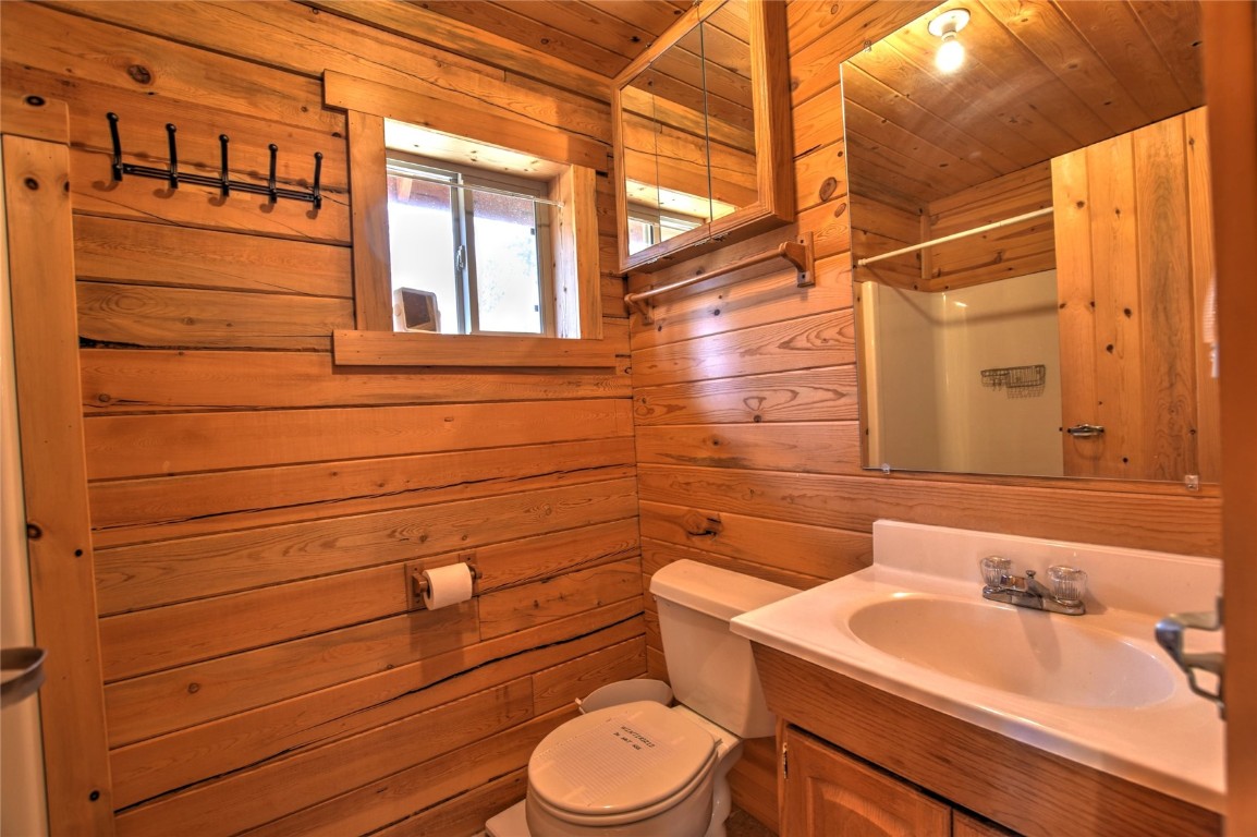 2377 Stagestop Road Property Photo 17