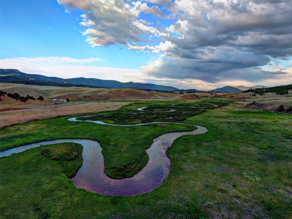 2377 Stagestop Road Property Photo 35