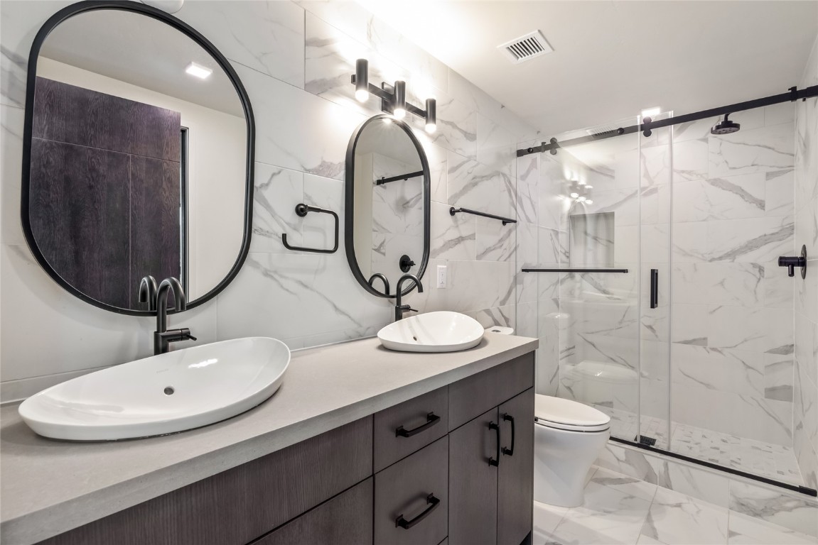 80 W. Main Street 201 Property Photo 7