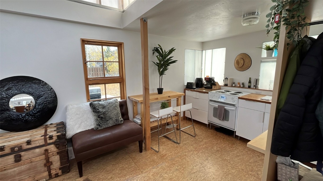 Little B Mobile Home Park Real Estate Listings Main Image