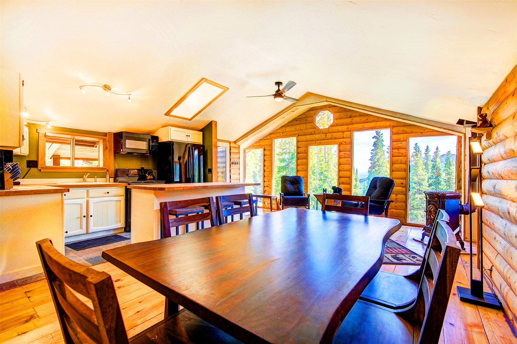 926 Nuthatch Drive Property Photo 17
