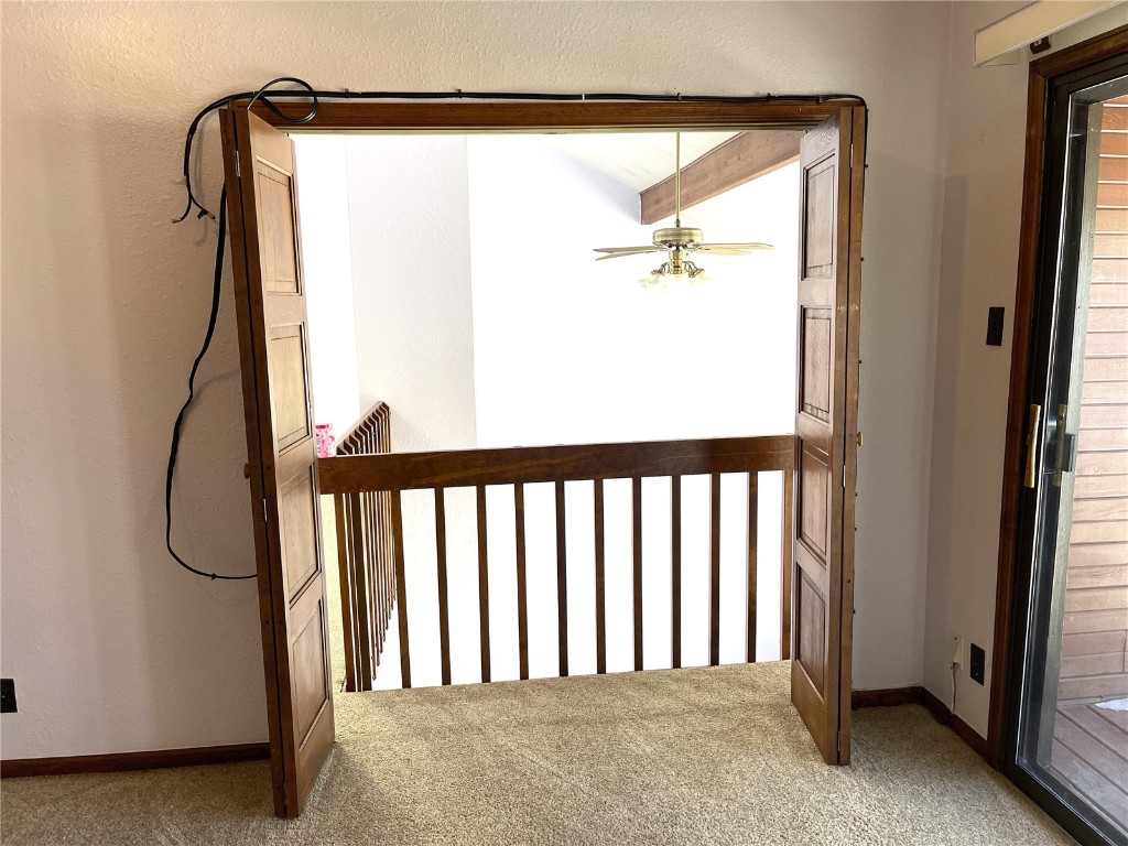 2584 High Creek Road Property Photo 28