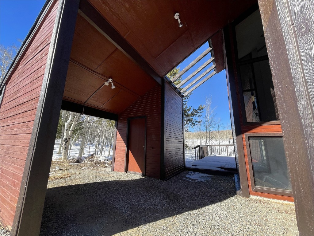 2584 High Creek Road Property Photo 43