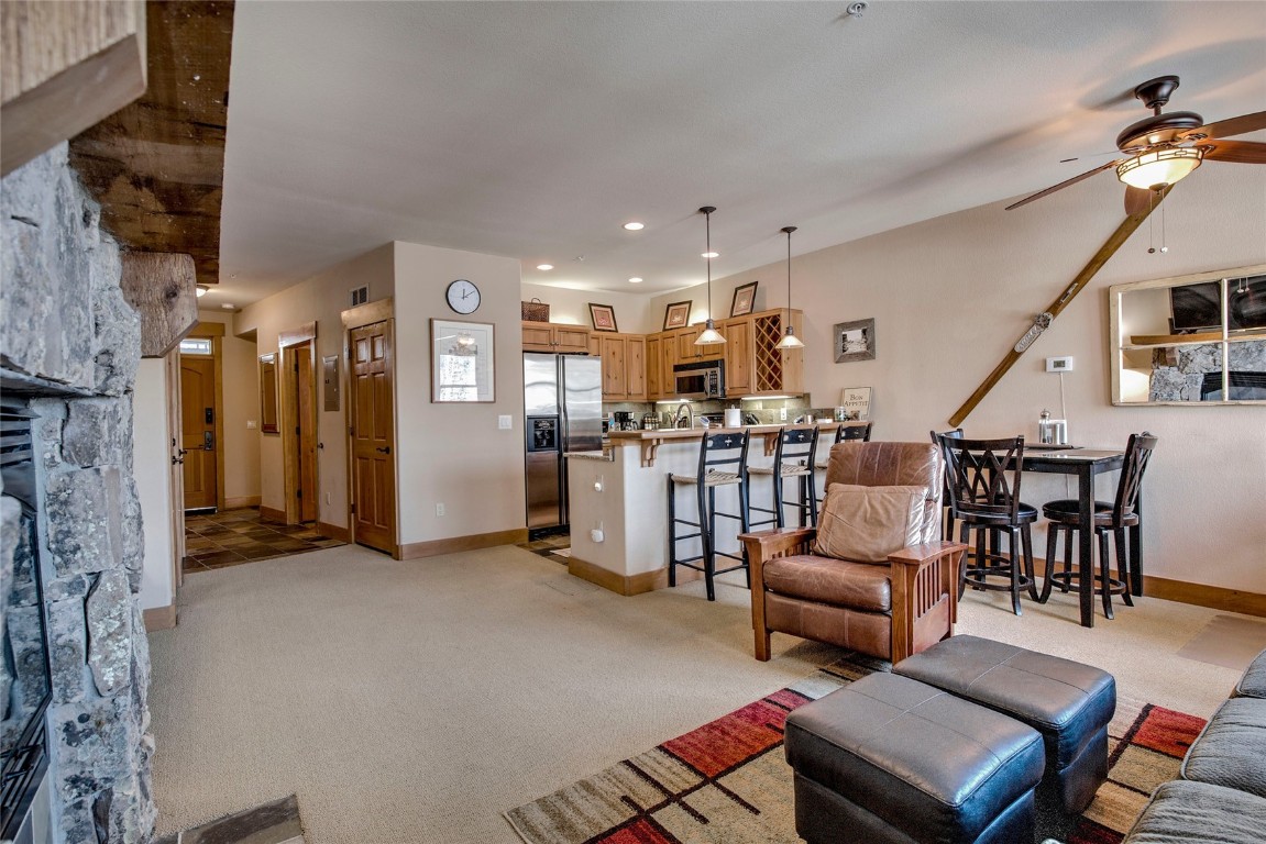 Elk Run Villas Condo Real Estate Listings Main Image