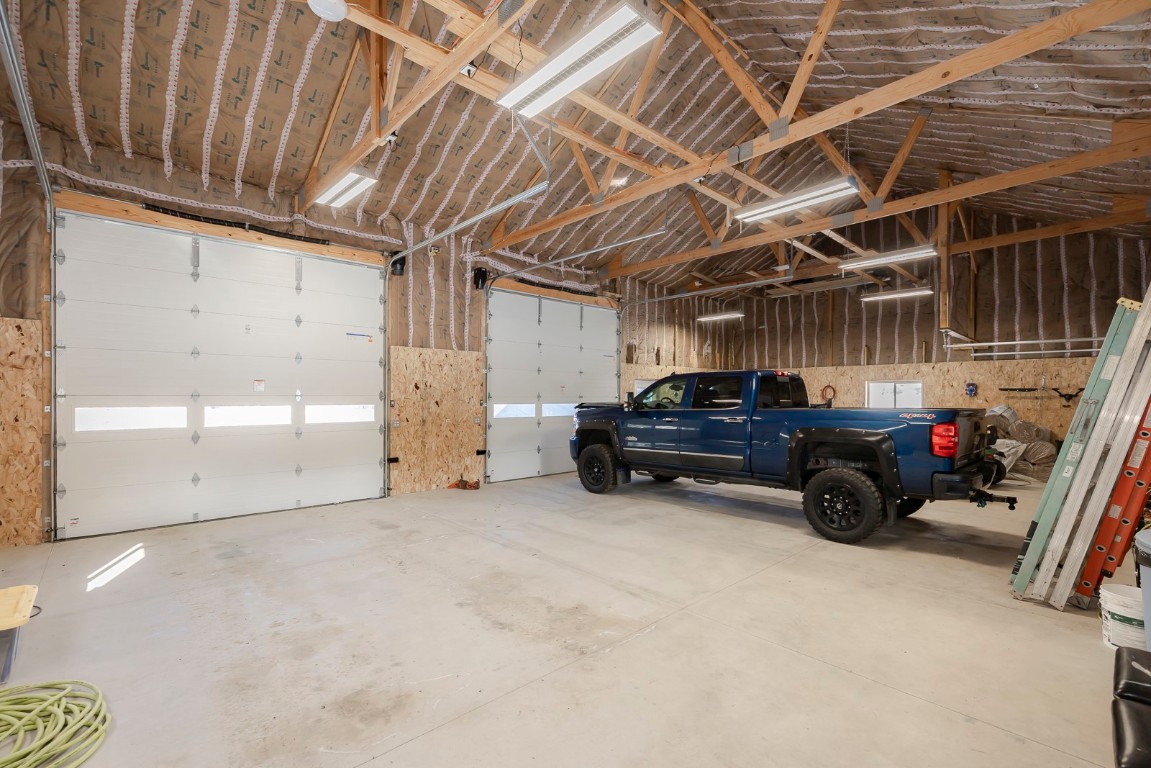 102 E Nevava Street Property Photo 6
