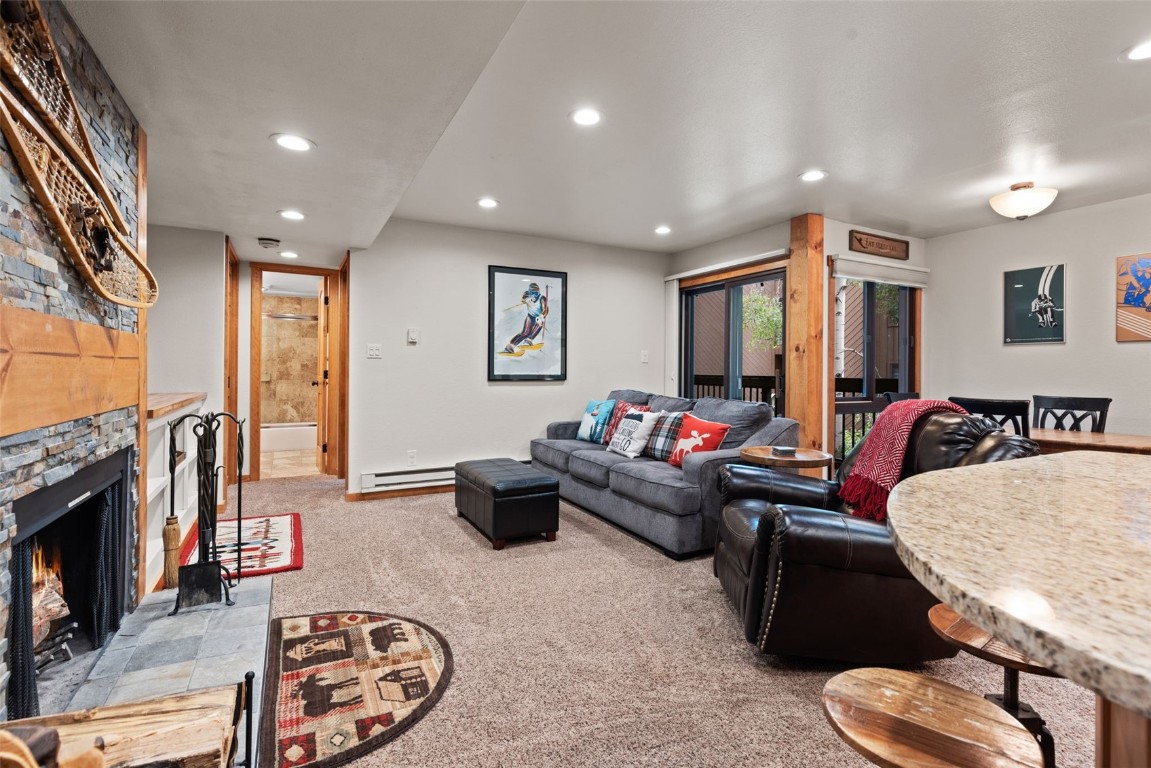 433 Wild Irishman Road 1039 Property Photo 4