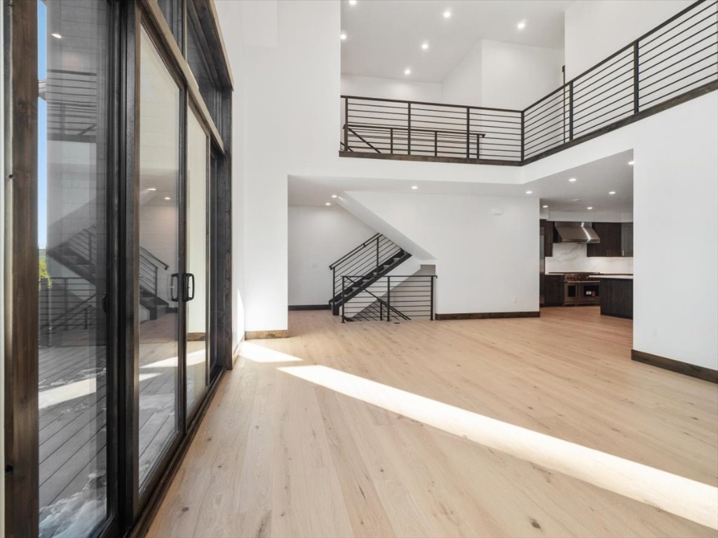 526 N Fuller Placer Road Property Photo 8