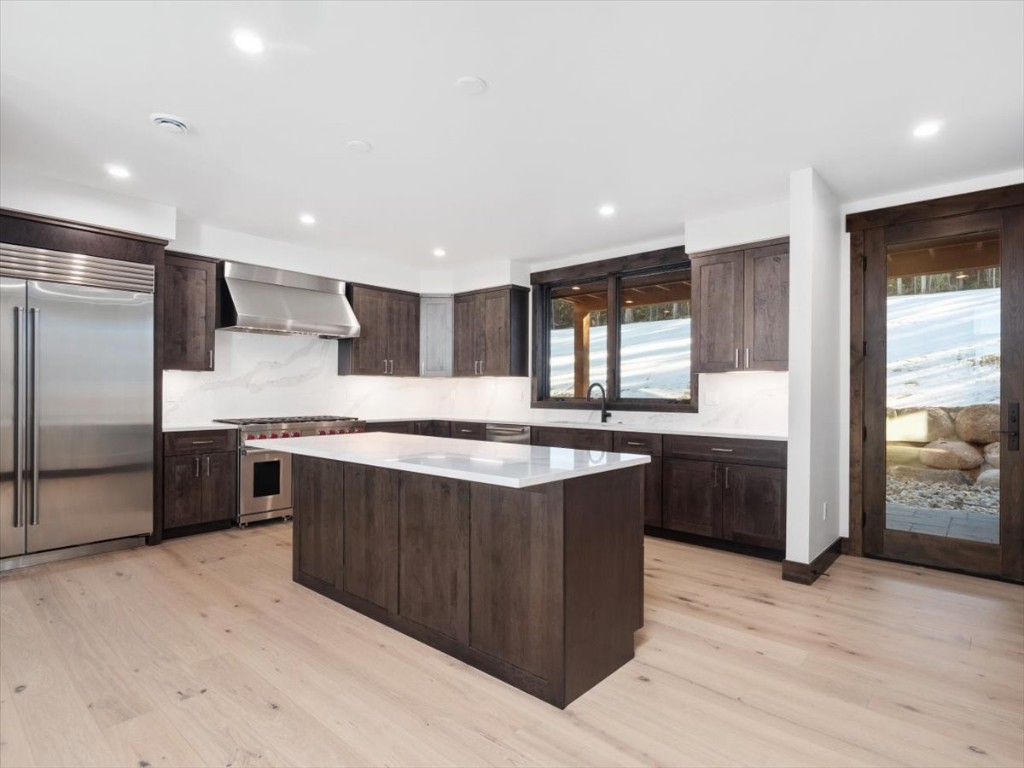 526 N Fuller Placer Road Property Photo 9