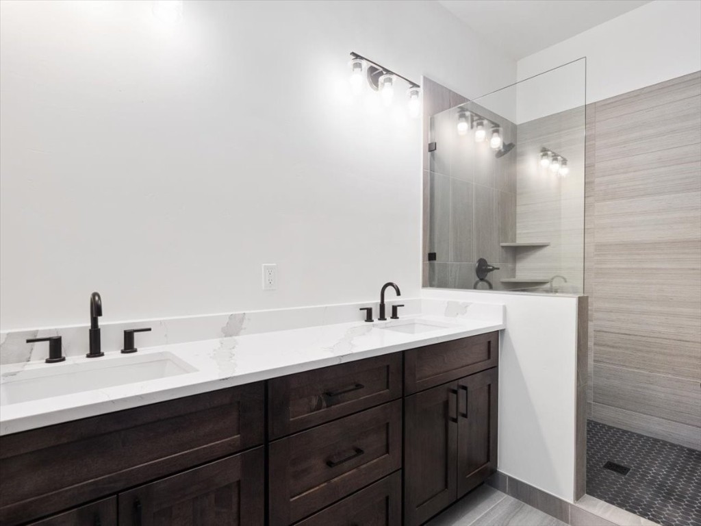 526 N Fuller Placer Road Property Photo 24