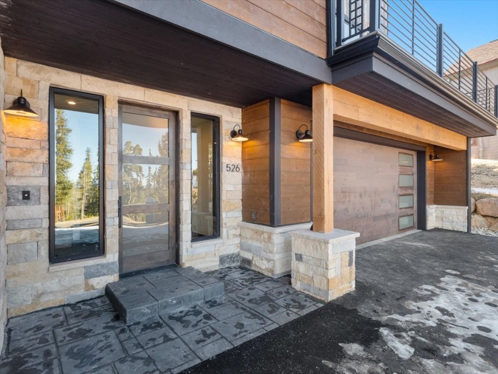 526 N Fuller Placer Road Property Photo 33