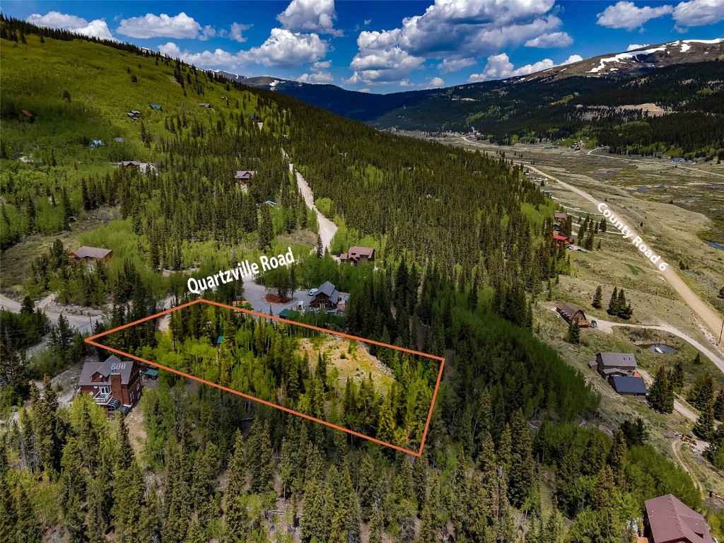 522 Quartzville Road Property Photo 1