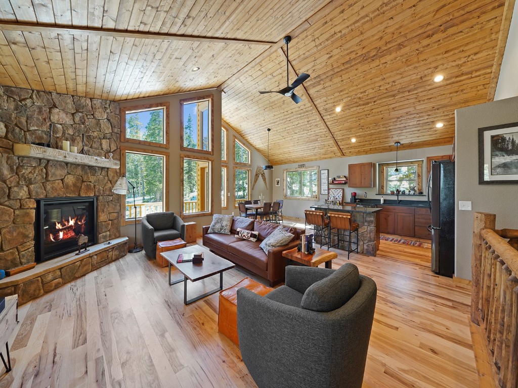 572 Gold Trail Circle Property Photo 1