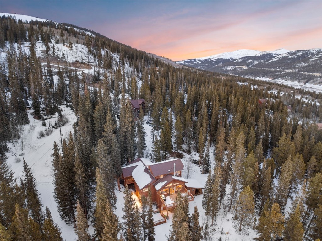 208 Bauxite Lane Property Photo