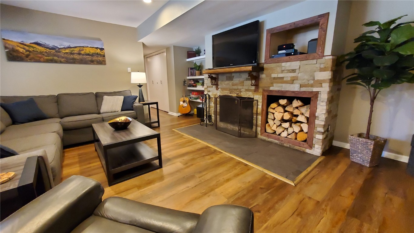433 Wild Irishman Road 12101 Property Photo 1