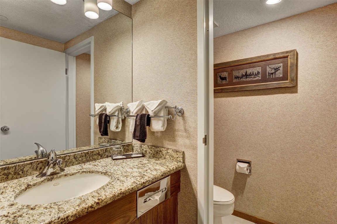 640 Village Road 4313 Property Photo 11