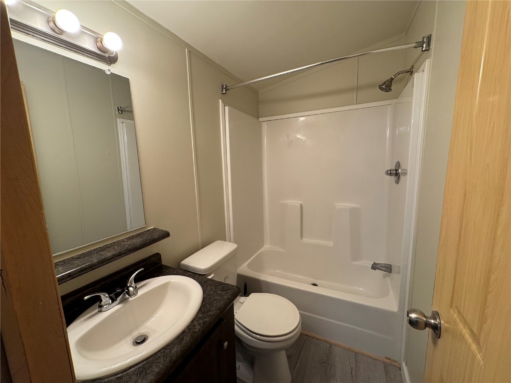 400 Willow Bend 17 Property Photo 9