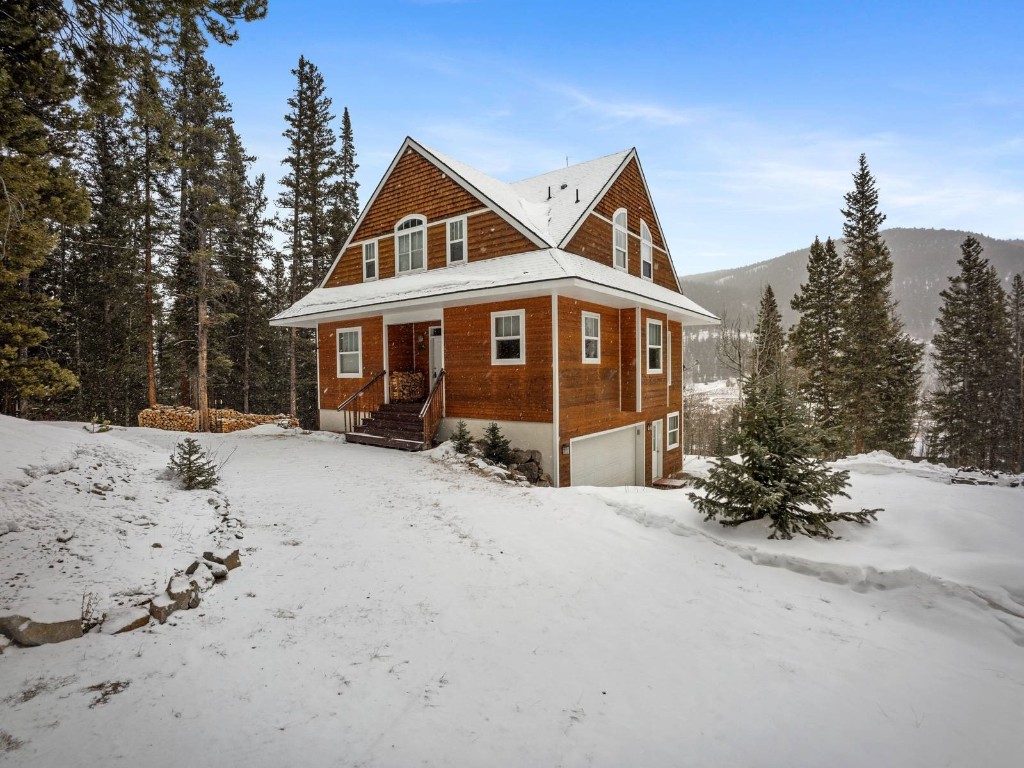 234 Peterson Drive Property Photo