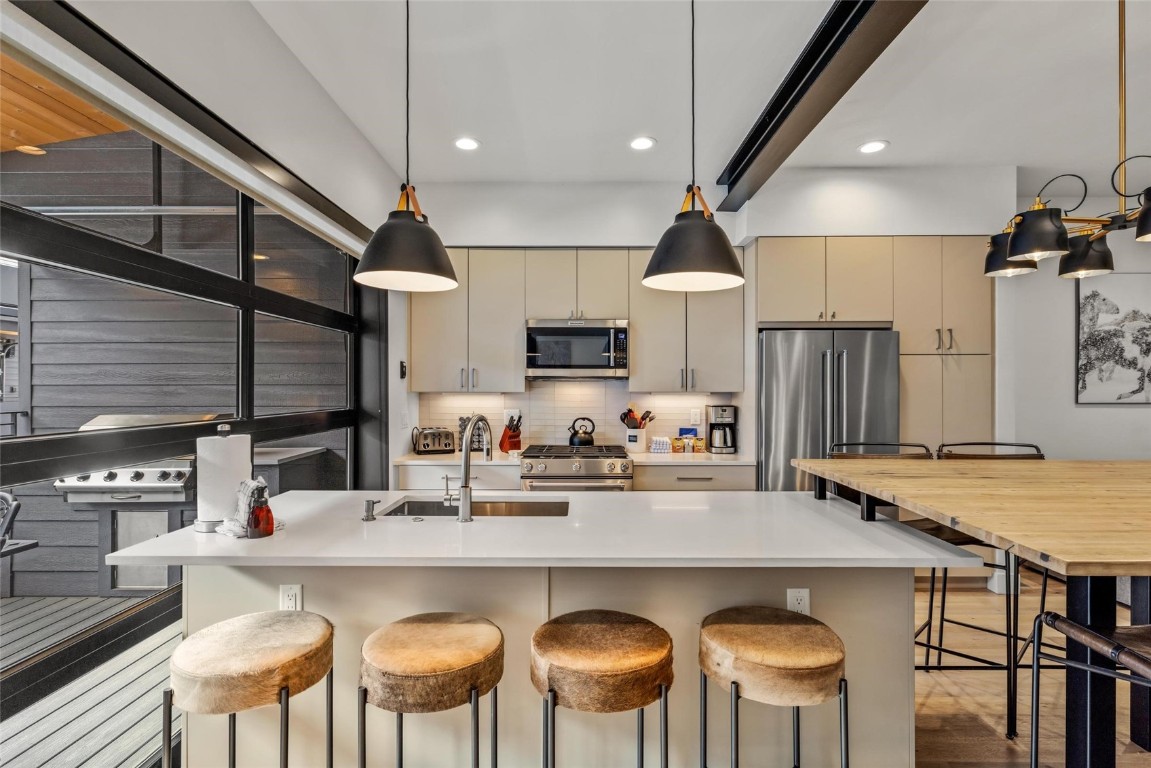 Wildhorse Meadows Elevate Real Estate Listings Main Image