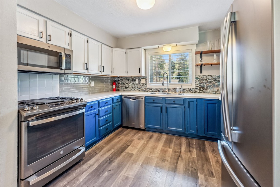 49 Regal Circle Property Photo 1