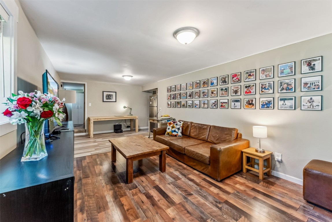 49 Regal Circle Property Photo 6