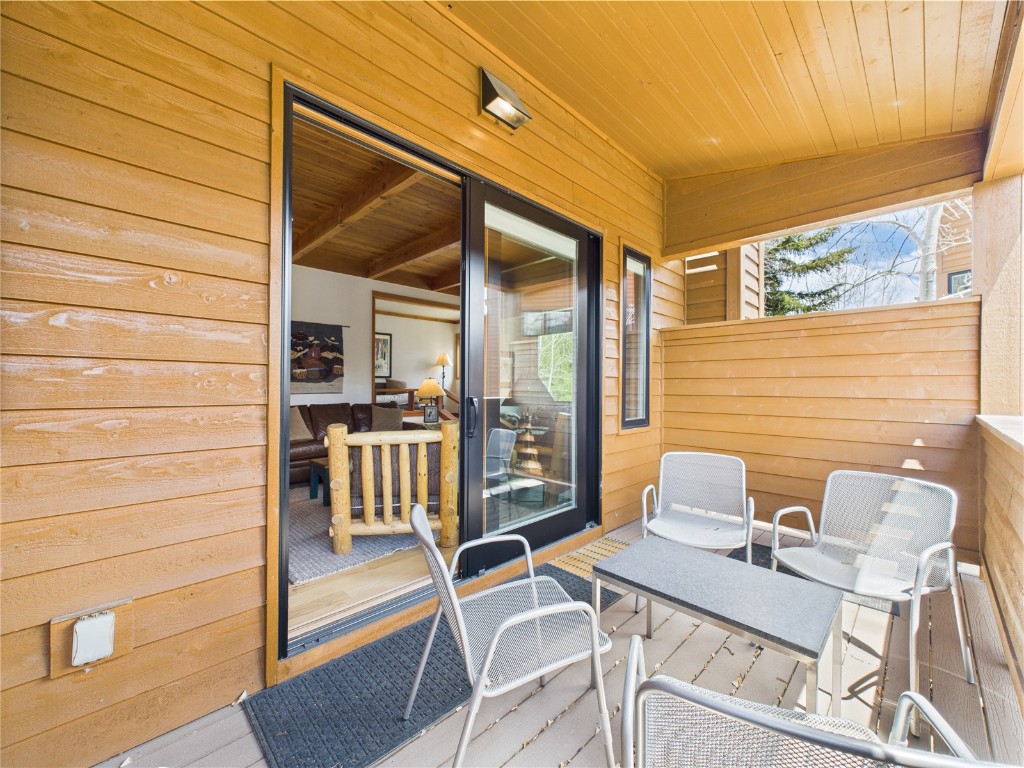 620 Tennis Club Road 1339 Property Photo 10