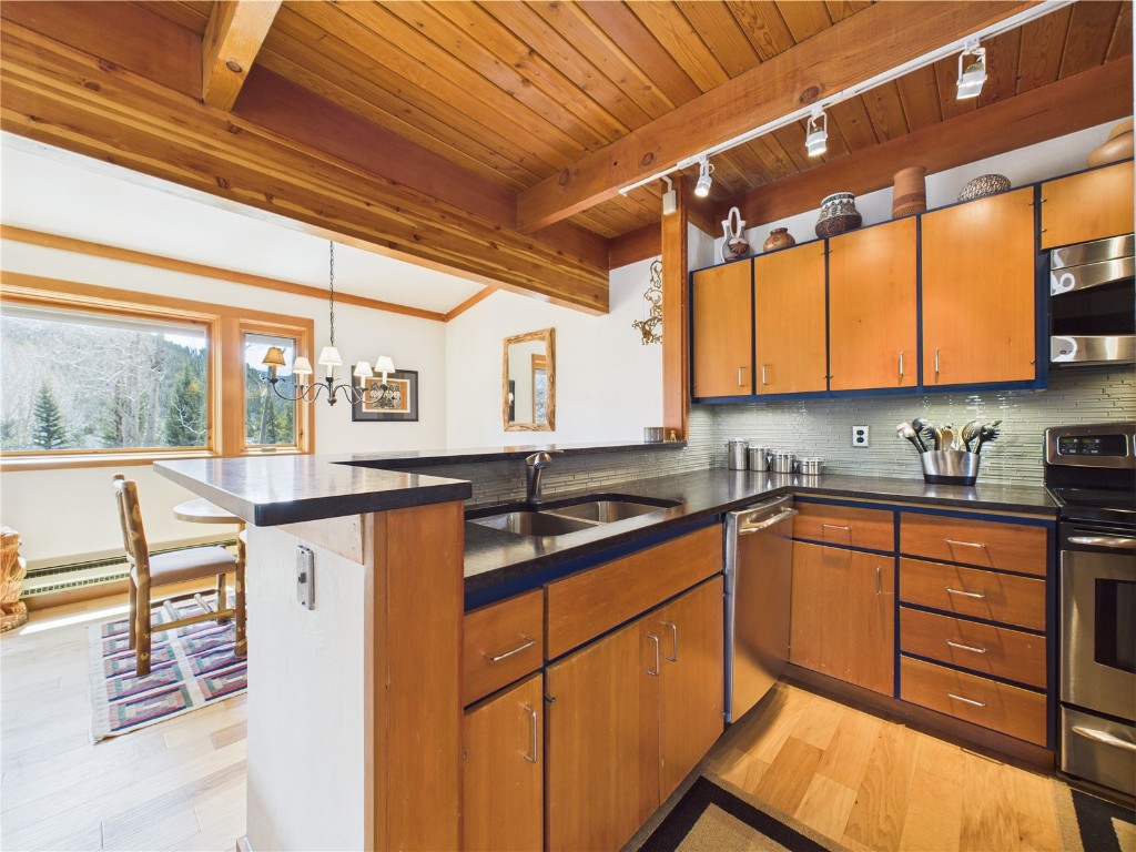 620 Tennis Club Road 1339 Property Photo 14