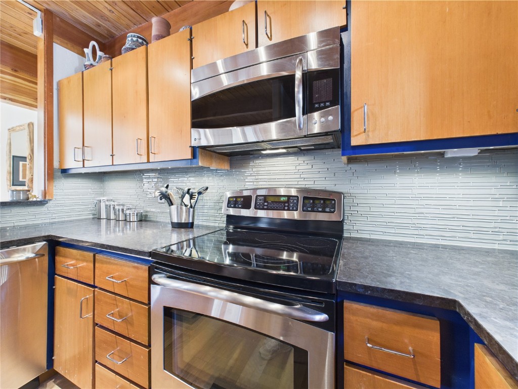 620 Tennis Club Road 1339 Property Photo 16