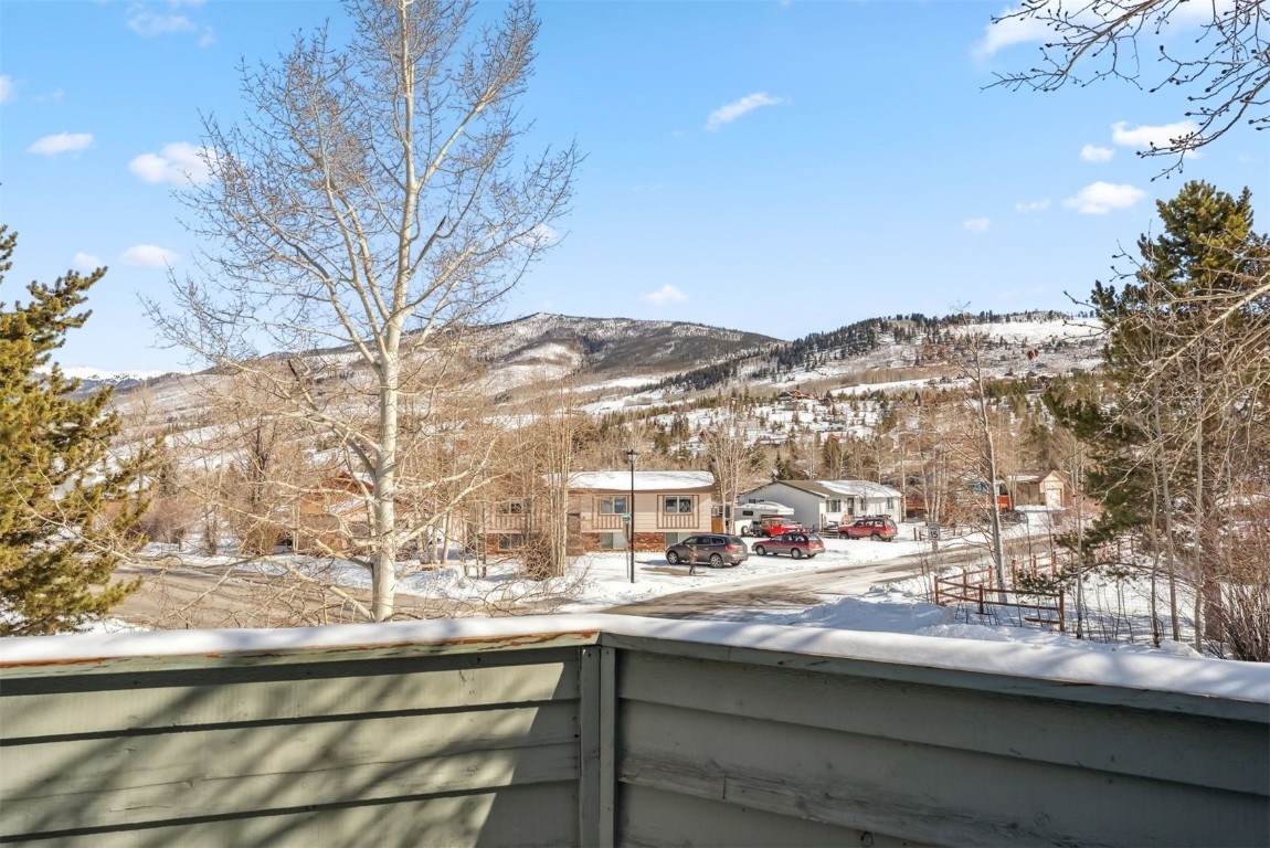 Riverbend Condo Real Estate Listings Main Image