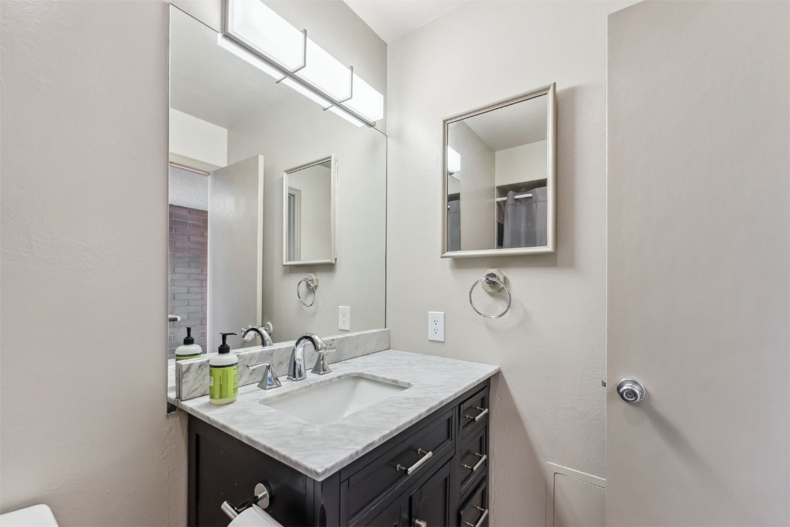 761 Rainbow Drive 761b Property Photo 20