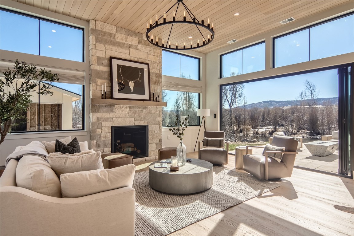 3399 Stone Lane Property Photo