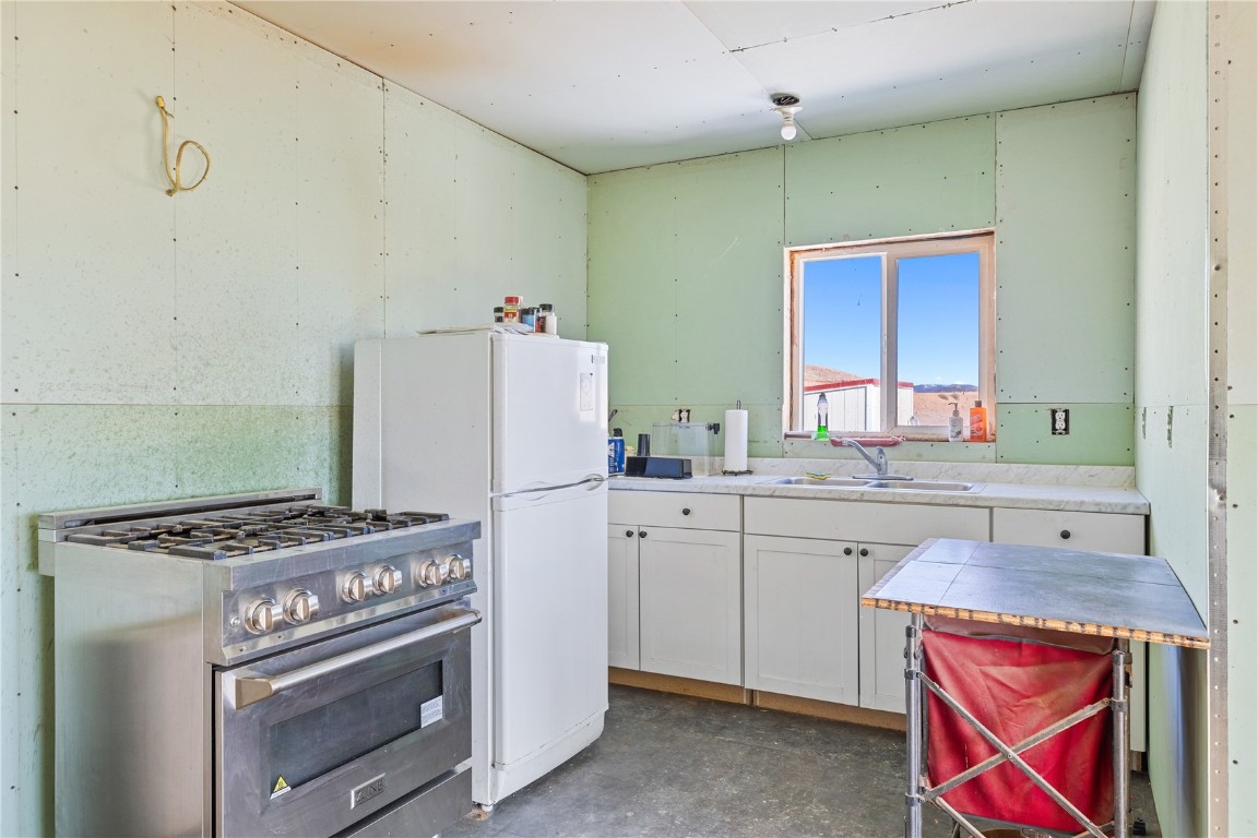 6063 Jackson Road Property Photo 21