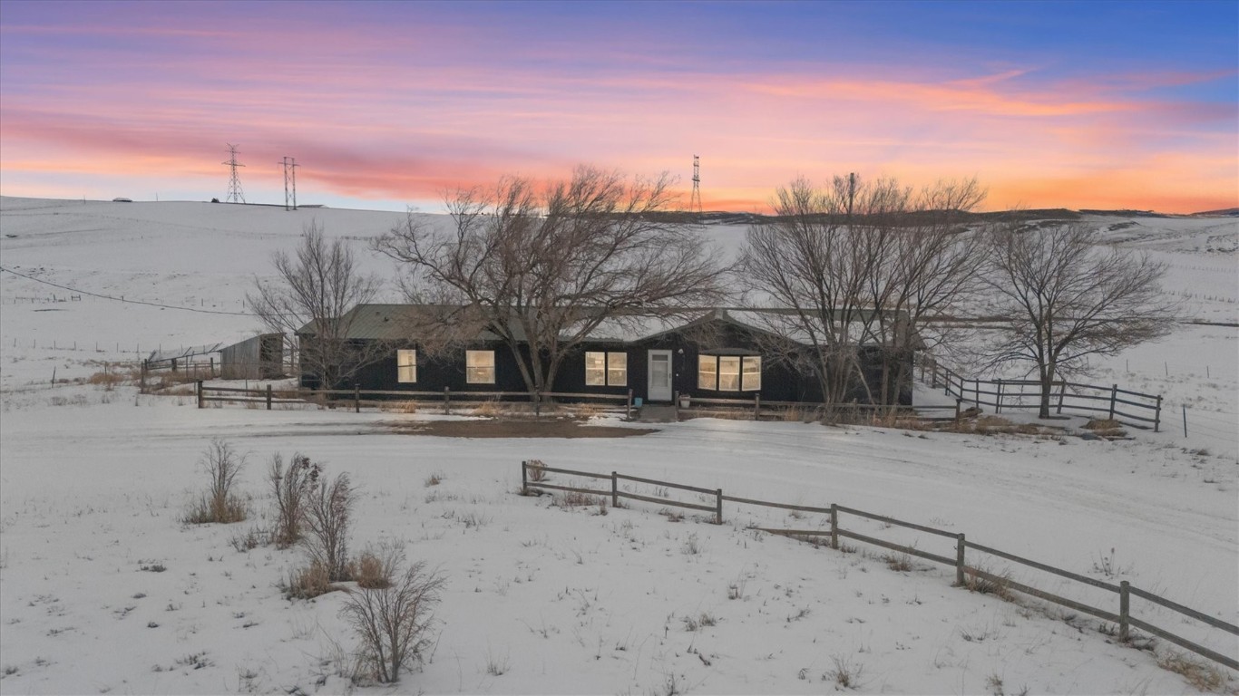 Moffat Real Estate Listings Main Image