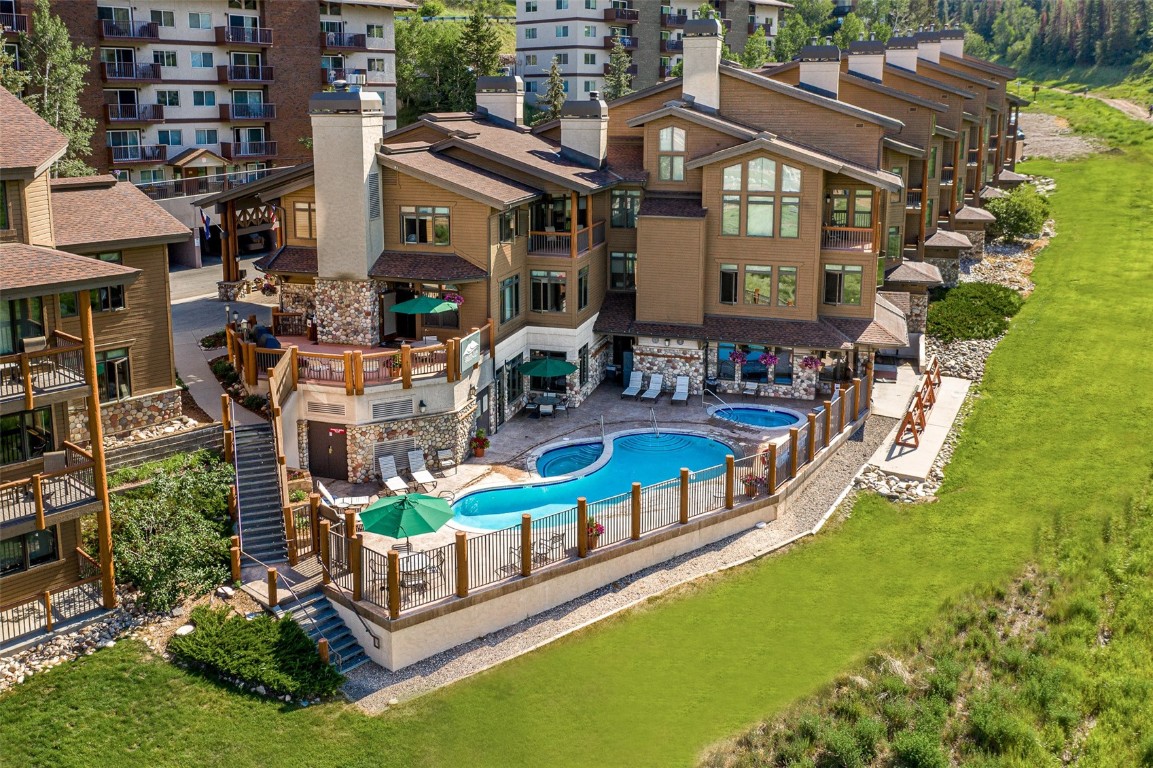 Christie Condos Real Estate Listings Main Image