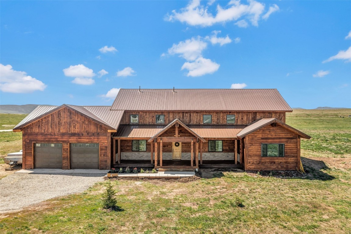 38290 Hillcrest Court Property Photo