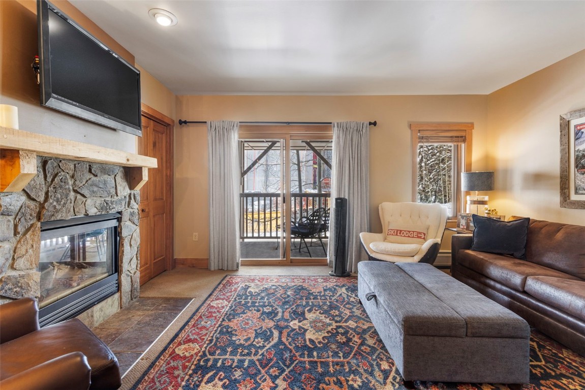 Red Hawk Lodge Condo Real Estate Listings Main Image