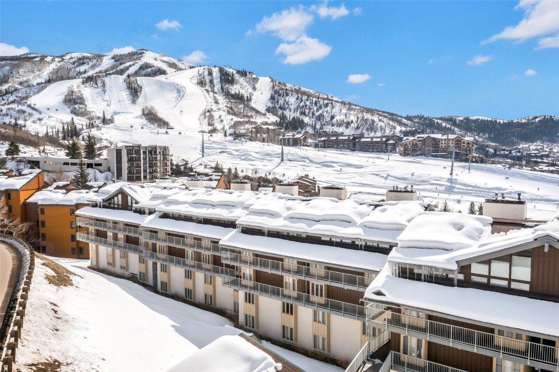 1920 Ski Time Square Drive 406 Property Photo