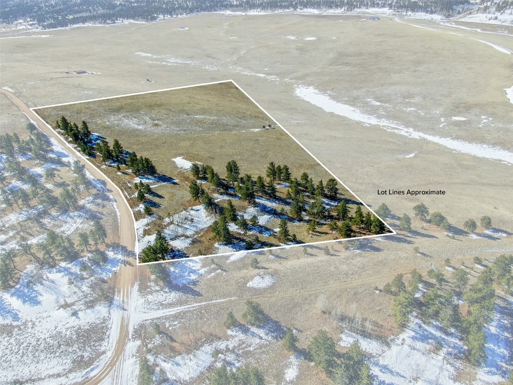 1559 Wagon Wheel Road Property Photo 3