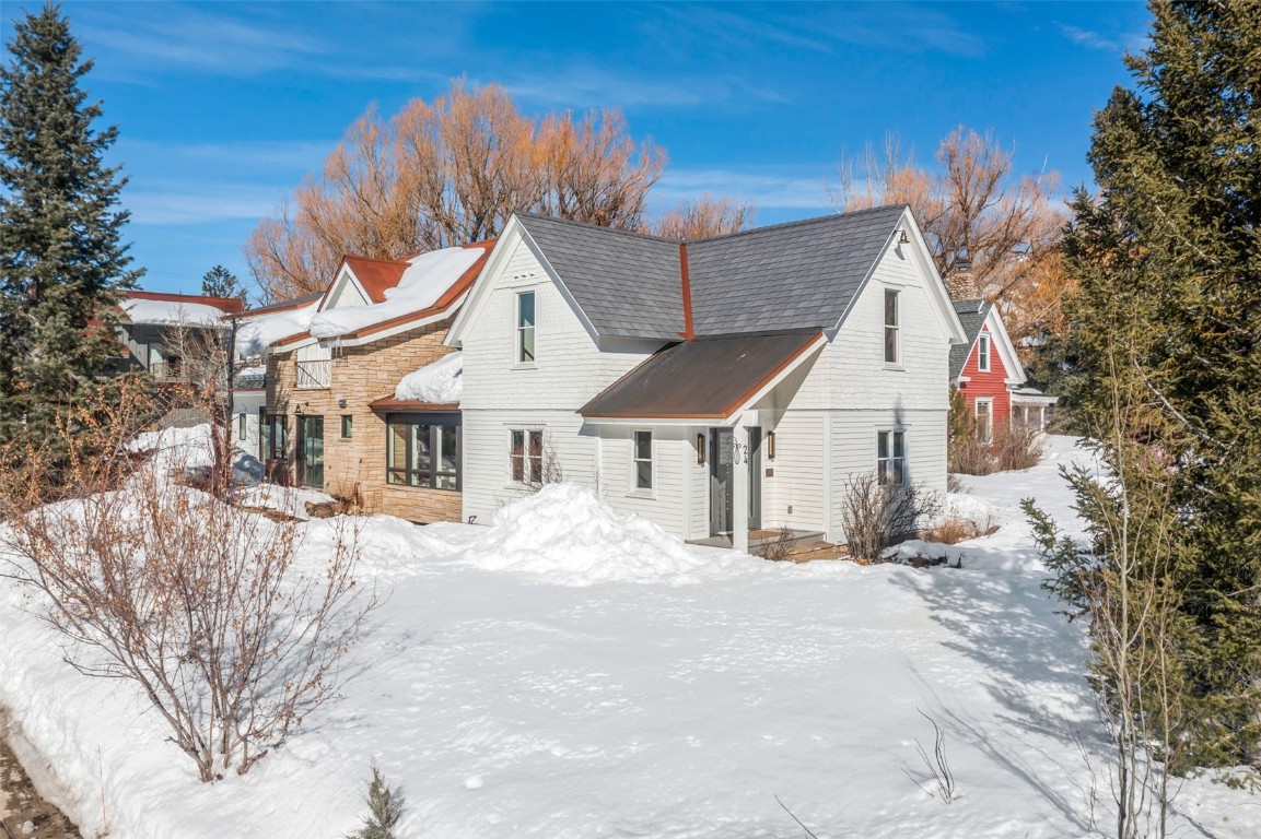 24 Maple Street Property Photo