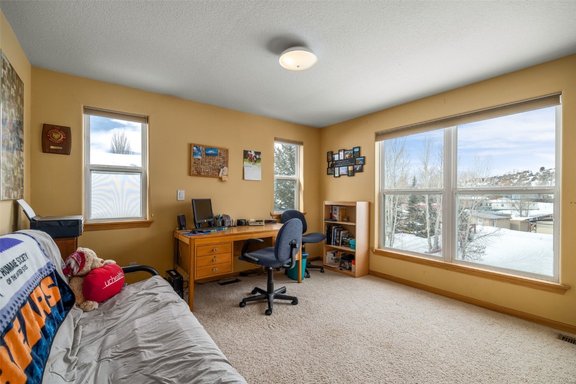2788 West End Avenue Property Photo 16