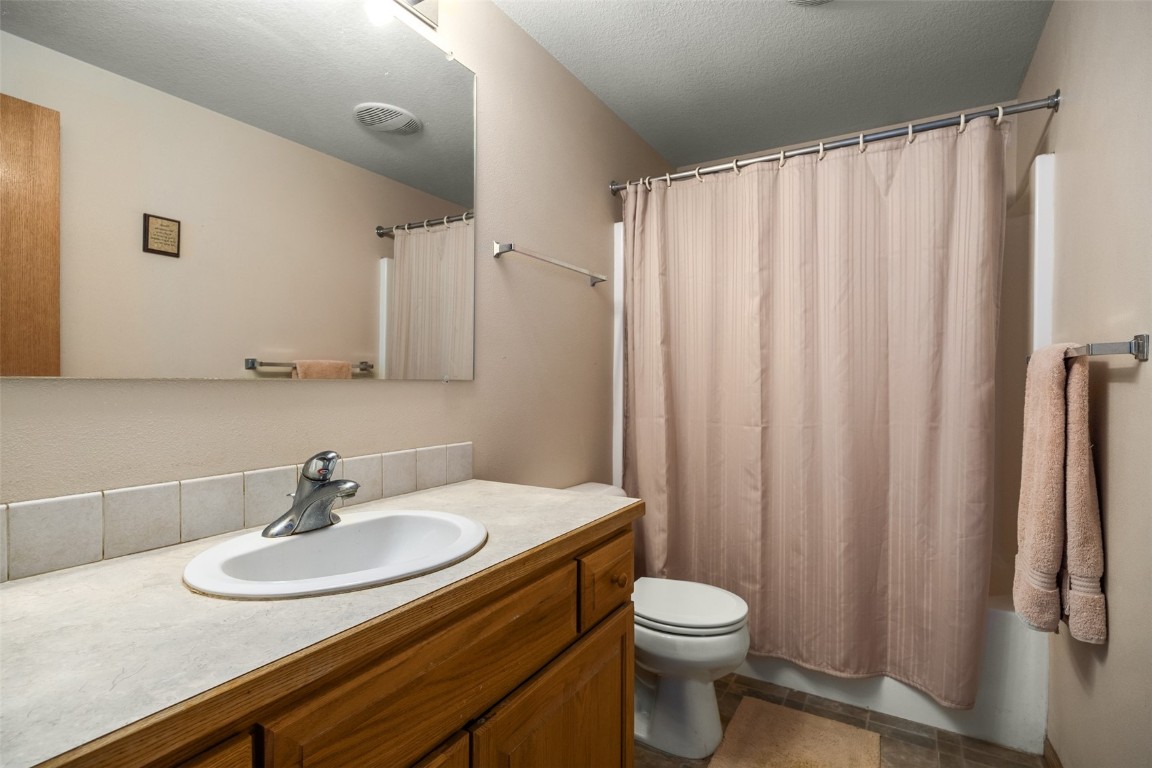 2788 West End Avenue Property Photo 19