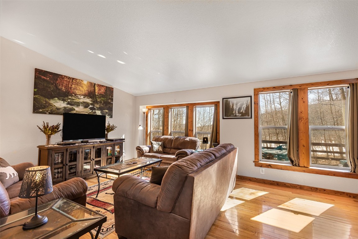 2346 High Creek Road Property Photo