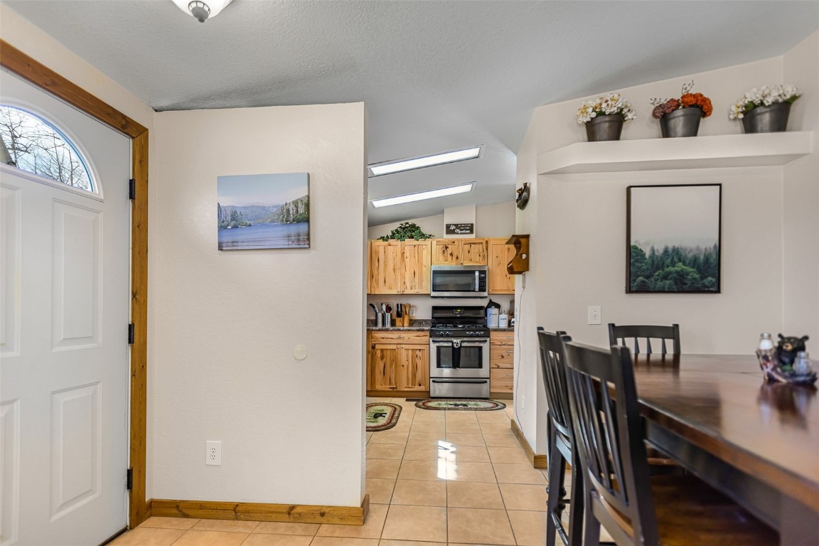 2346 High Creek Road Property Photo 9