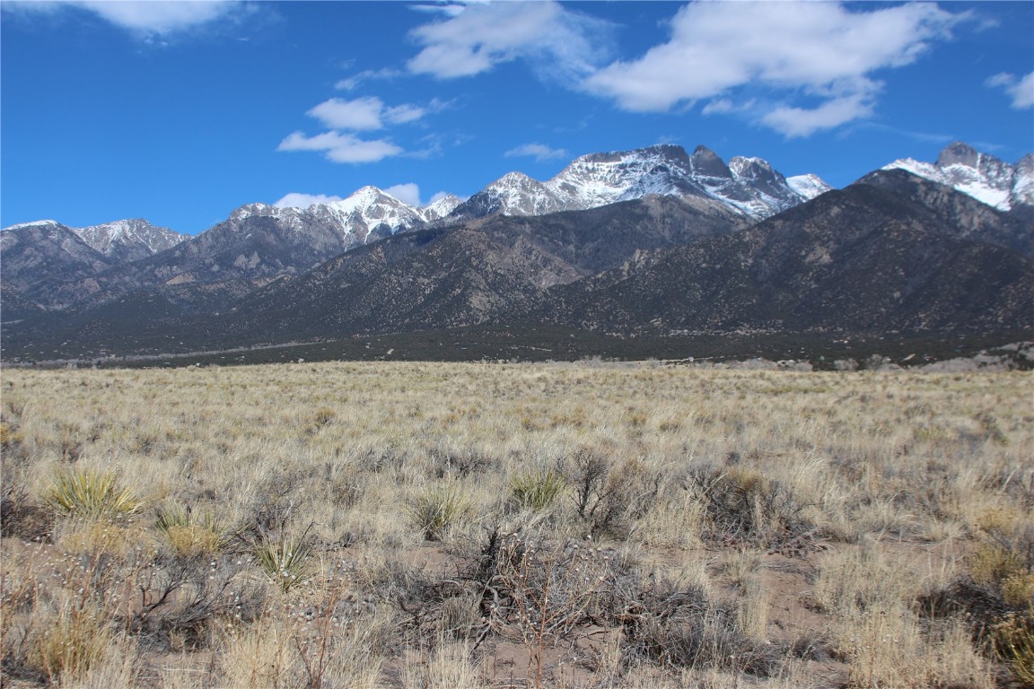306 Cottonwood Creek Property Photo