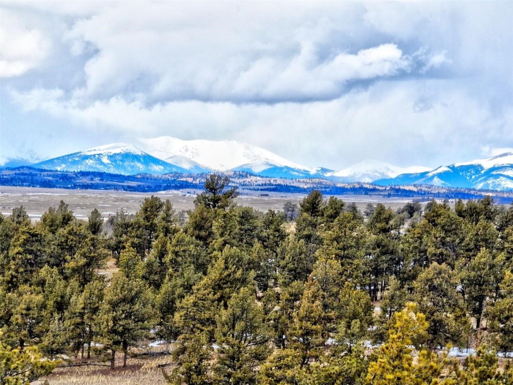 928 Grand Teton Drive Property Photo