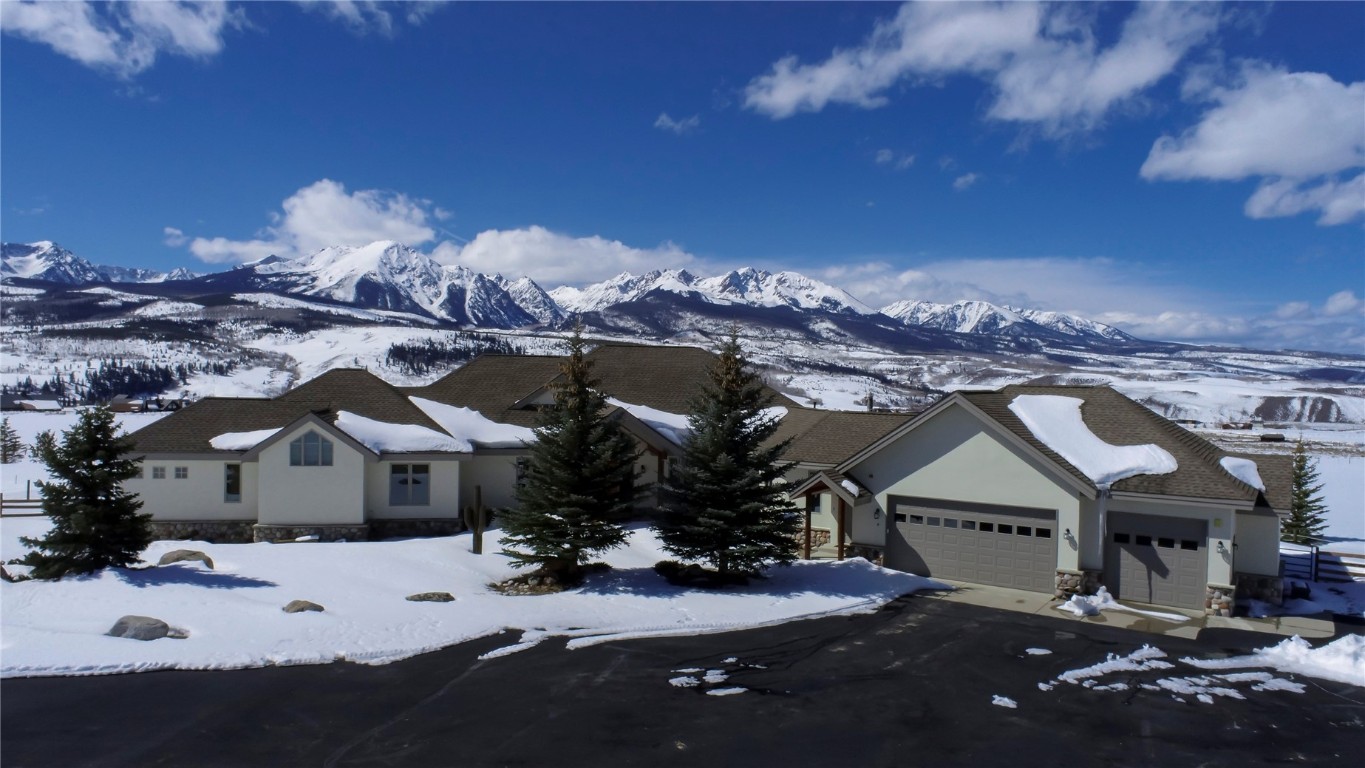 1235 Elk Run Road Property Photo
