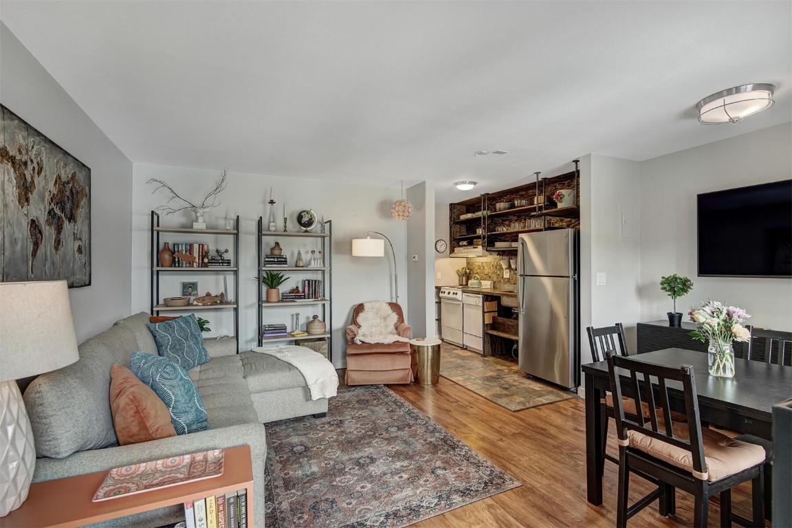 301 N French Street 107 Property Photo 5
