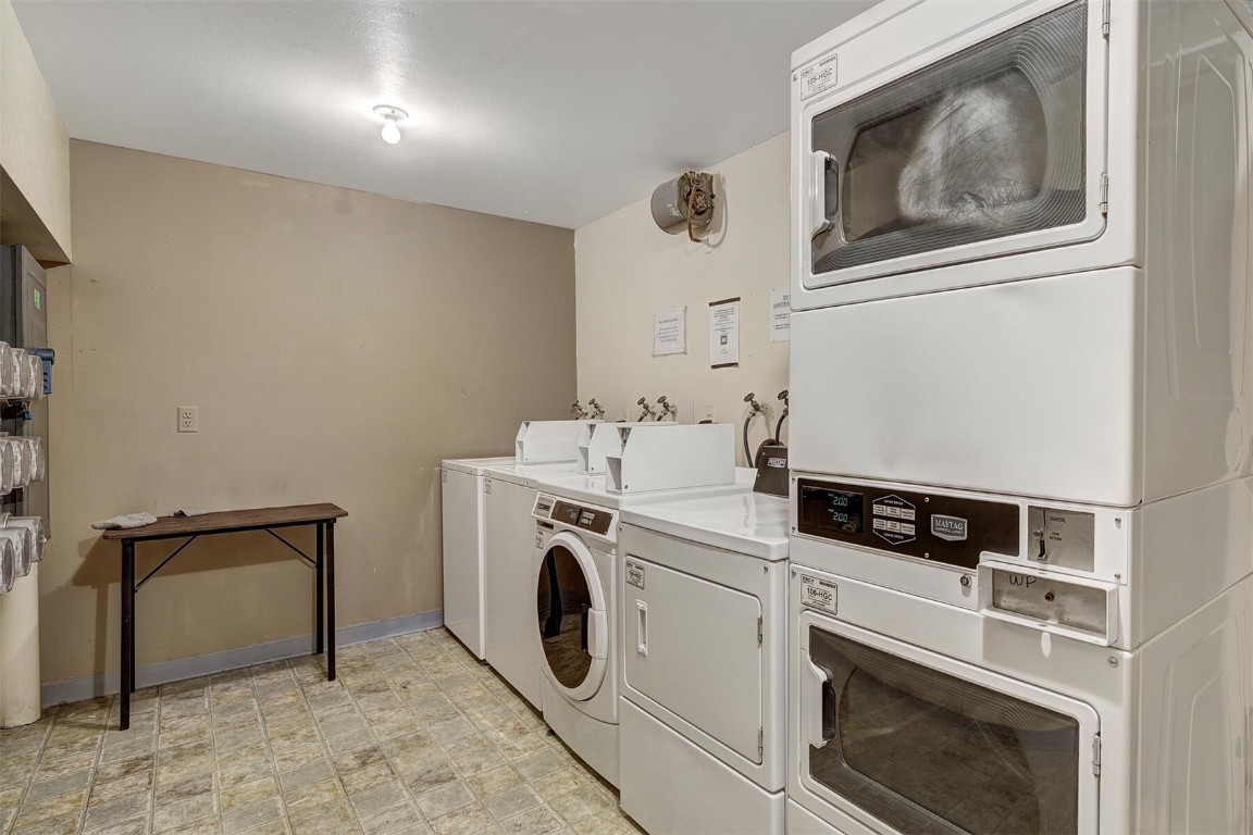 301 N French Street 107 Property Photo 18