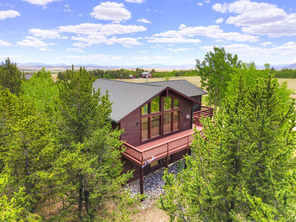 16 Thurber Court Property Photo